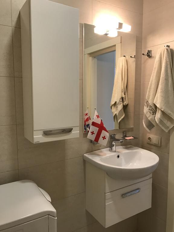 Piazza Apartment Батуми Екстериор снимка