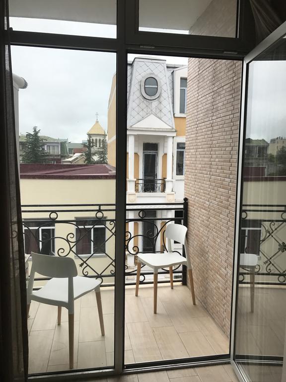 Piazza Apartment Батуми Екстериор снимка
